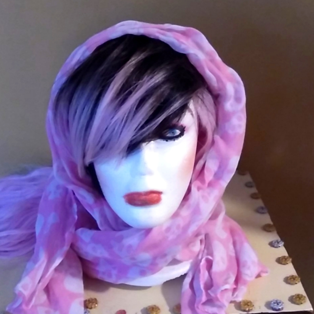 Pink skull scarf fe h&m